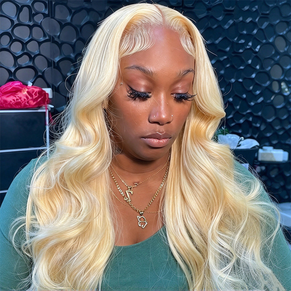 613 Blonde Body Wave Lace Front Wig - 13x4 Blond 613 Dalgalı Saç Modeli,